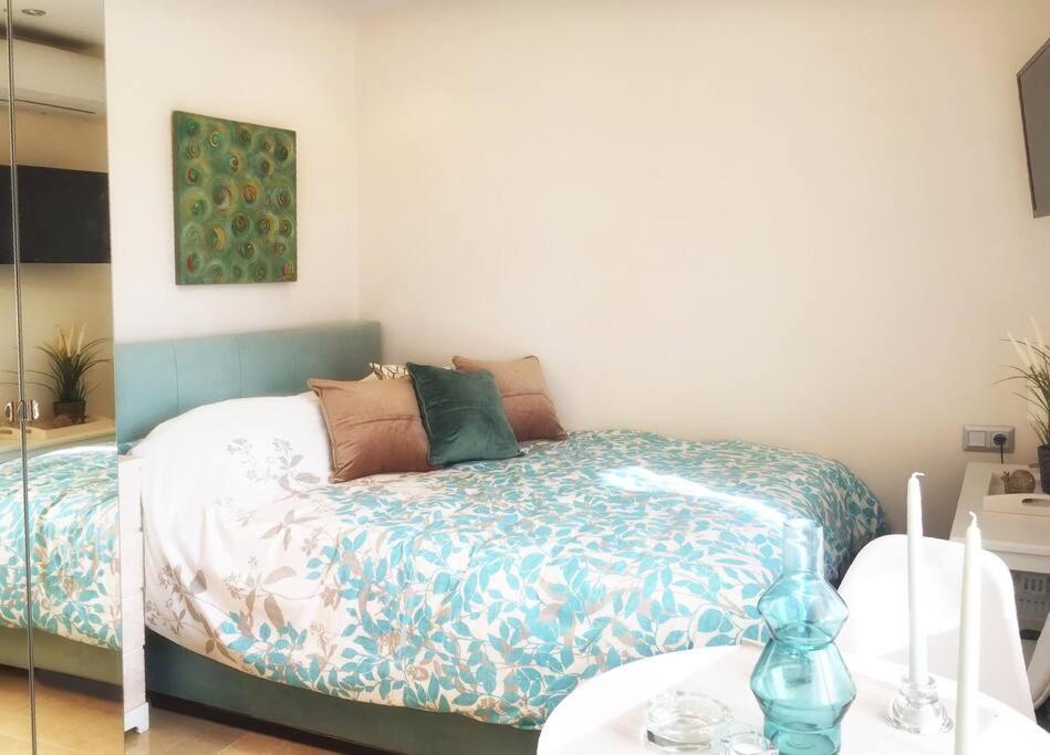 Emerald Mini Suite:Your Deluxe Studio In Kalamaria Thessaloniki Buitenkant foto